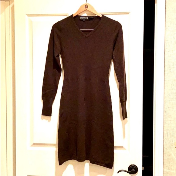 Jennifer Tyler Cashmere Etc. Dress - Picture 3 of 9